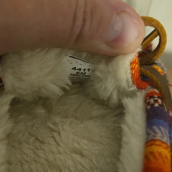 Minnetonka Women's Colorful Striped Moccasins - Picture 4 of 6